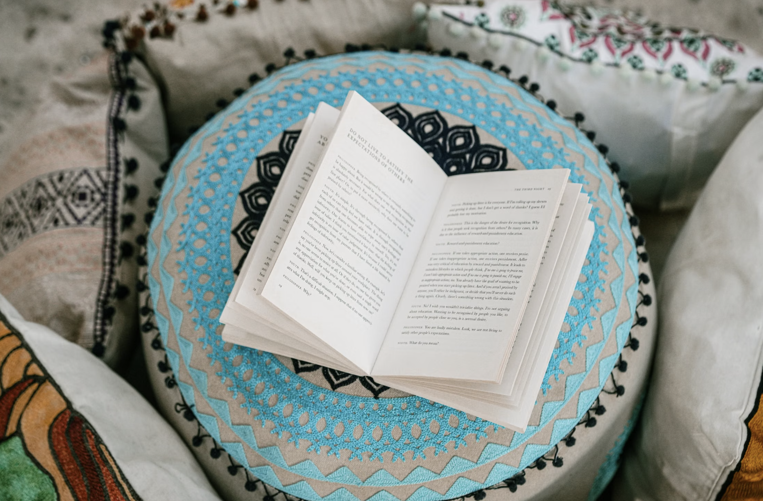 Best books about Dubai culture and history