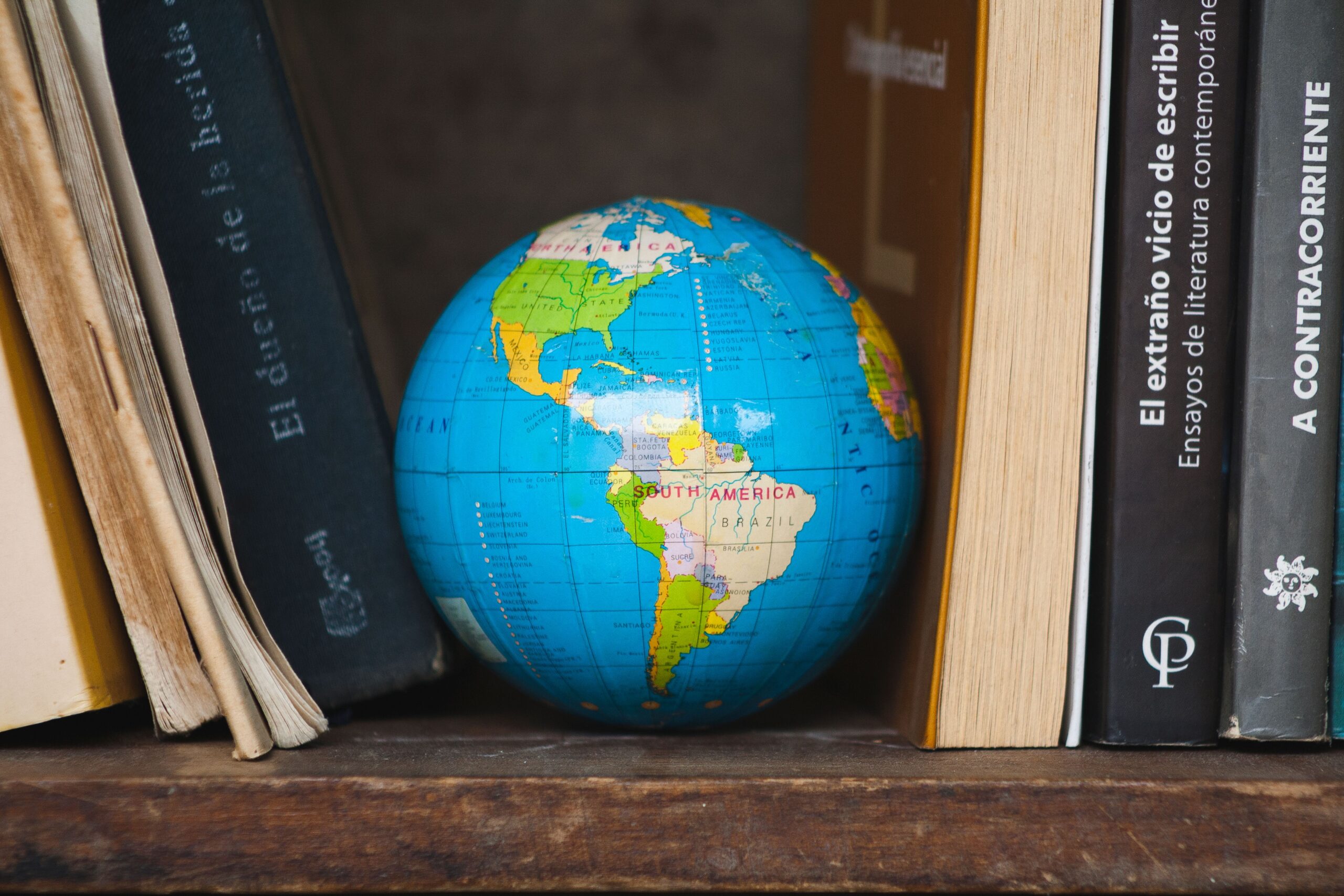 Country guides for expats, remote workers and travellers