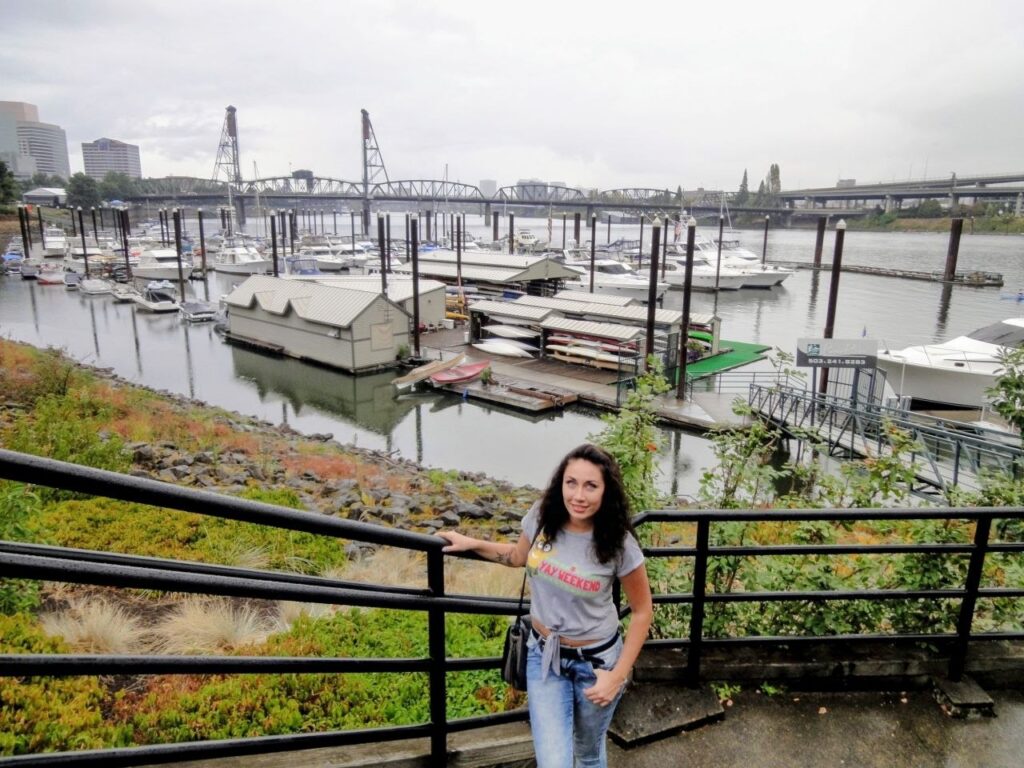 Exploring Portland on foot along the Willamette River waterfront