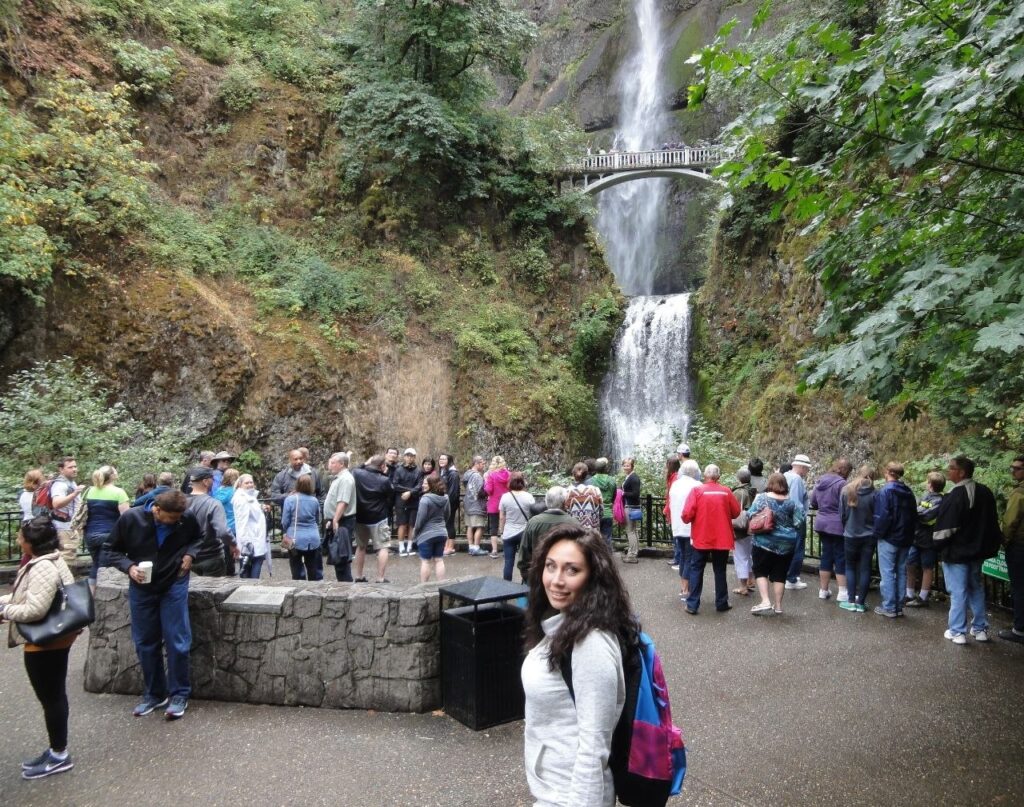 Multnomah Falls viewing area with Benson Bridge in Oregon